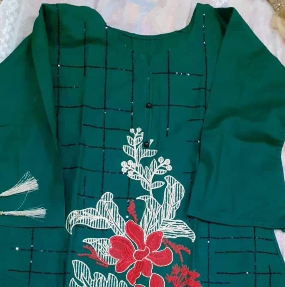 Pakistani kurti